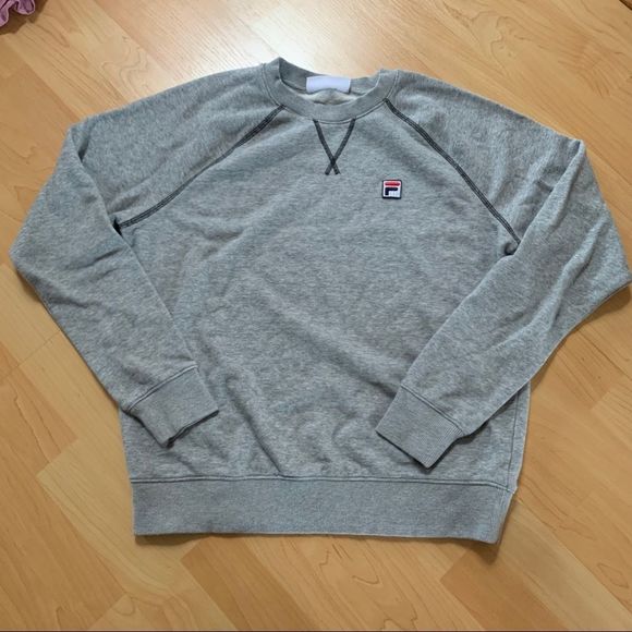 Grey Fila Sweater Size Medium - Picture 1 of 9